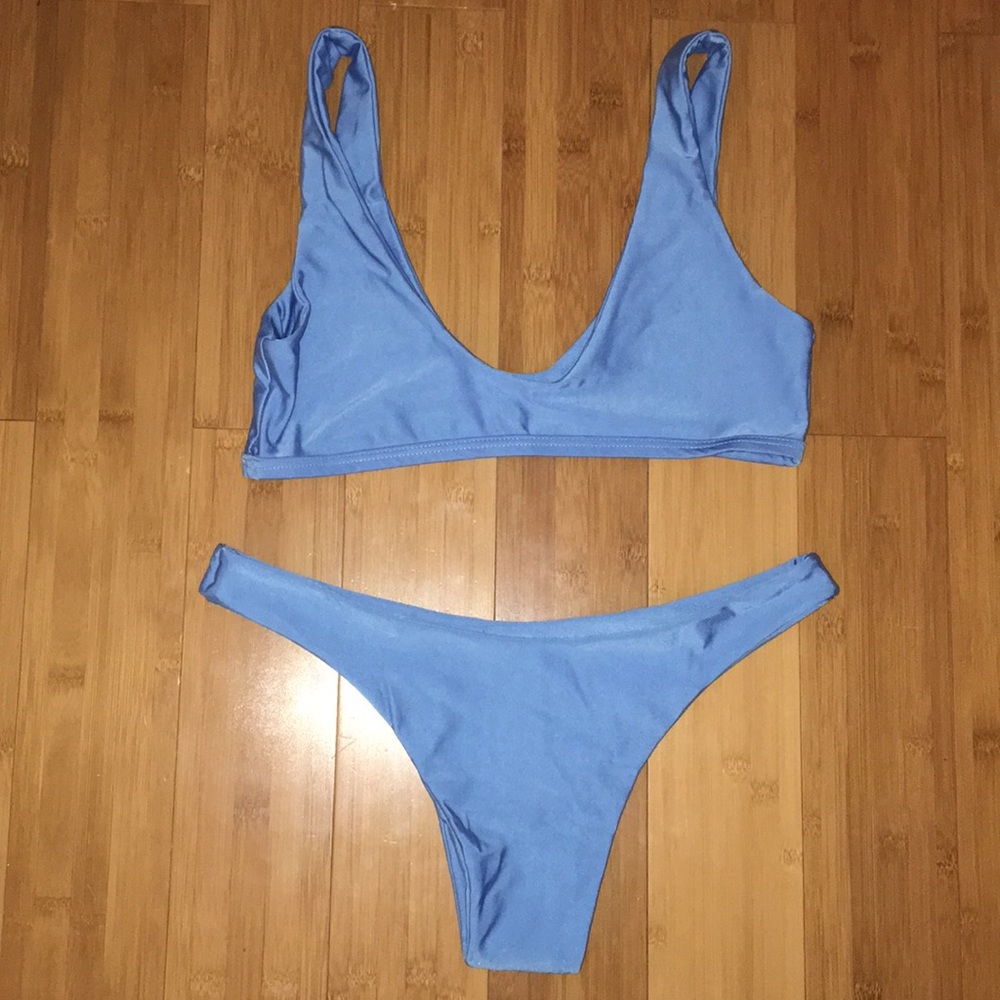 Never-worn blue high-leg bikini!